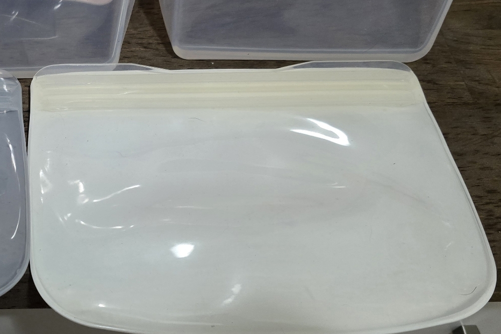 Reusable Silicone Food Storage Bags - Grey and White